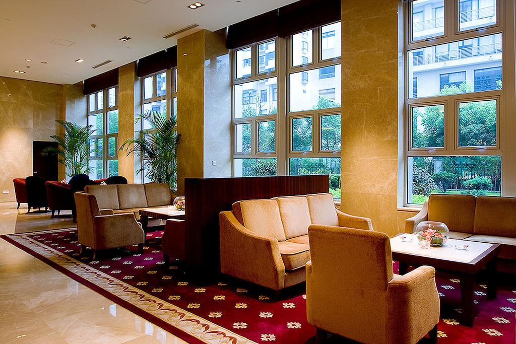 Ramada Plaza Shanghai Gateway 外观 照片